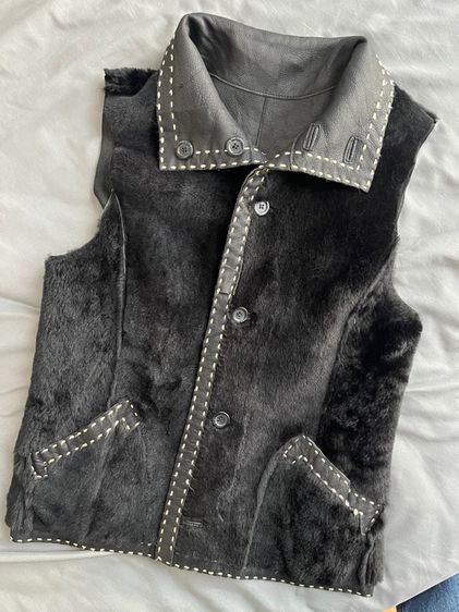 Balmain Black Reversible Lambskin Vest รูปที่ 2