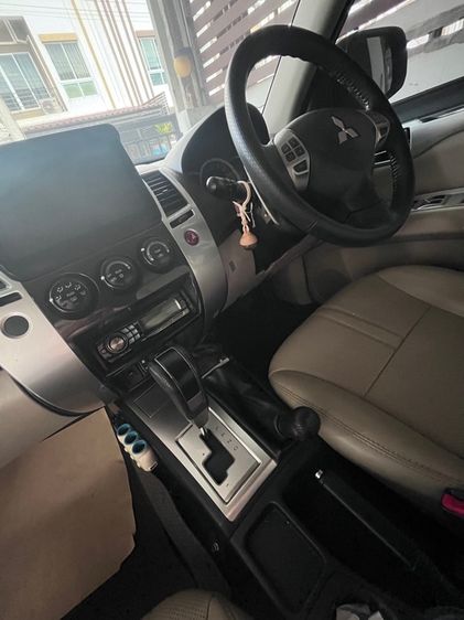 Mitsubishi Pajero 2011 2.5 VG Turbo ดีเซล เกียร์อัตโนมัติ ขาว รูปที่ 4