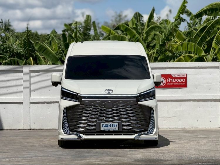 Toyota Commuter 2024 2.8 Van ดีเซล ไม่ติดแก๊ส เกียร์อัตโนมัติ ขาว รูปที่ 2