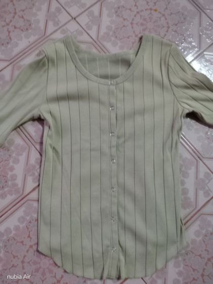 เสื้อผ้ามือสอง เหมาได้ สภาพมือสอง สภาพดีไม่ชำรุ เสื้อ ผ้าแฟชั่น รูปที่ 3