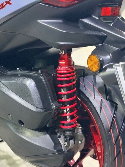 xmax300 รูปที่ 10
