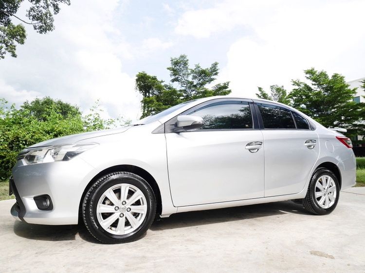 Toyota Vios 2016 1.5 E Sedan เบนซิน ไม่ติดแก๊ส เกียร์อัตโนมัติ บรอนซ์เงิน