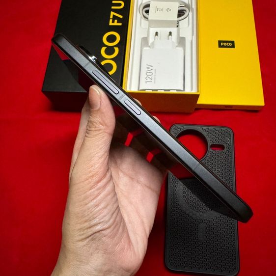 POCO F7 Ultra Black รูปที่ 6