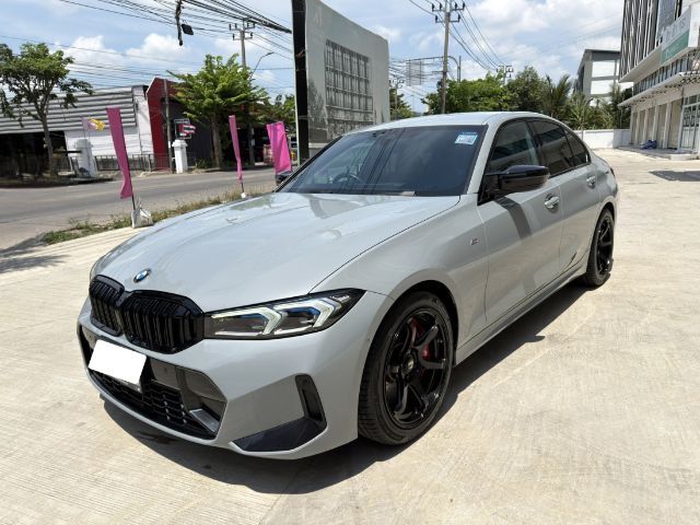 รถ BMW Series 3 320d สี เทา