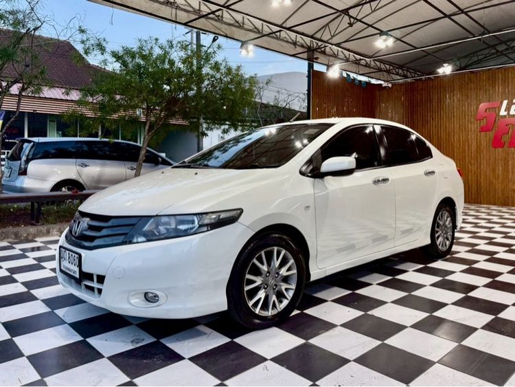 รถ Honda City 1.5 V i-VTEC สี ขาว