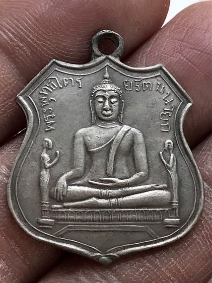 พระเก่าเนื้อเงินคะ