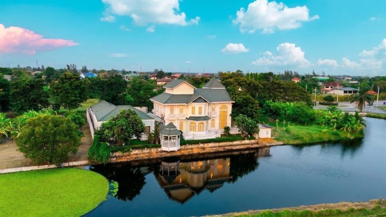 ตกแต่งครบ ขายบ้าน คฤหาสน์สไตล์ยุโรป ระดับ Luxury กฤษดานคร 25 รูปที่ 4