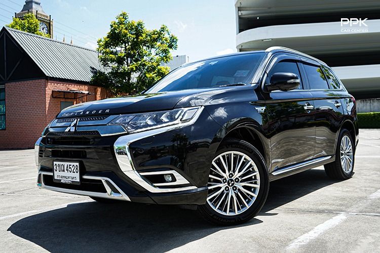 รถ Mitsubishi Outlander Phev 2.4 GT Premium 4WD สี ดำ
