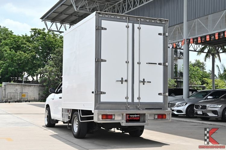 Toyota Hilux Revo 2023 2.4 Entry Pickup ดีเซล ไม่ติดแก๊ส เกียร์ธรรมดา ขาว รูปที่ 3