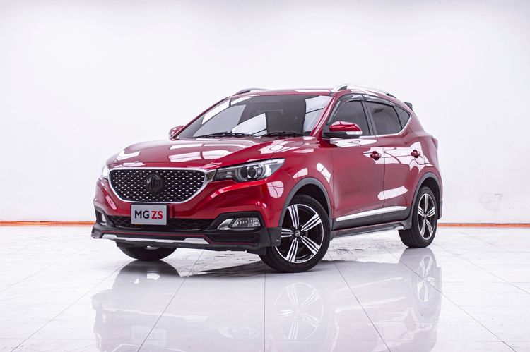 รถ MG ZS 1.5 X สี แดง