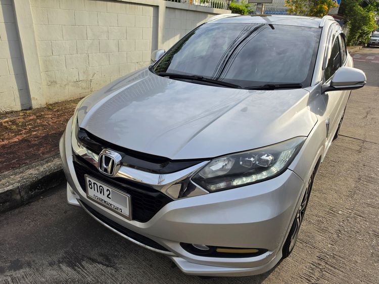 รถ Honda HR-V 1.8 EL สี บรอนซ์เงิน