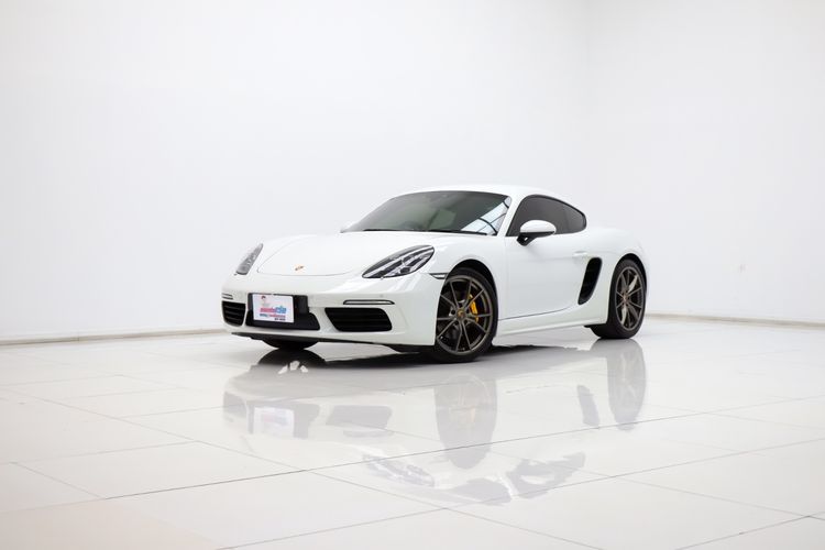 รถ Porsche Cayman 2.0 สี ขาว