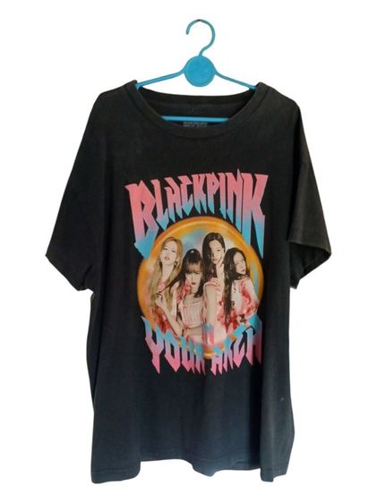 ปล่อยเสื้อยืด Blackpink สไตล์วินเทจ สีดำเข้ม สกรีนหน้าเต็มสวยๆไซส์: XXL อก48-52 สภาพดีมาก สกรีนไม่แตก ไม่มีตำหนิ