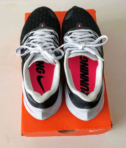 ผู้หญิง ดำ รองเท้าออกกำลังกาย ขายรองเท้าผ้าใบ Nike สภาพสวย
