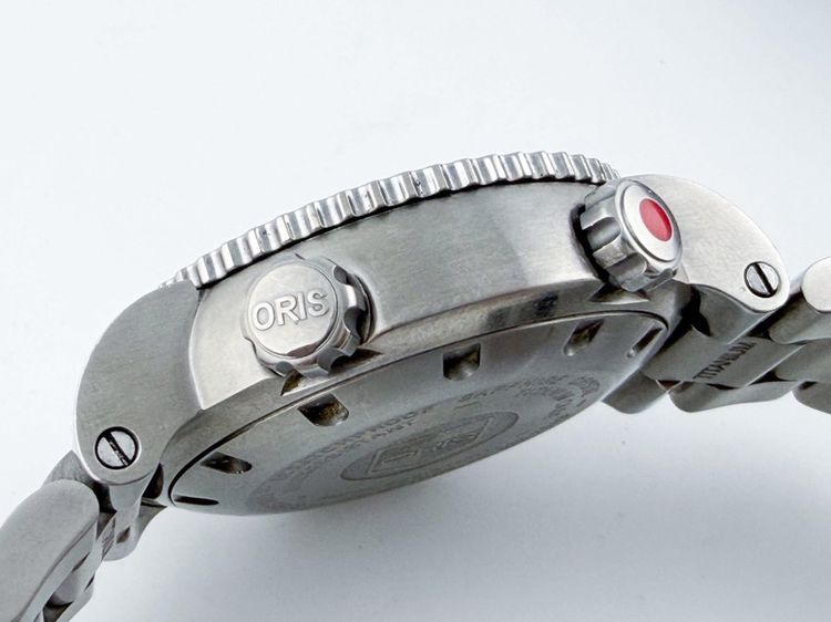 Oris Diver 1000m TT1 Titanium รูปที่ 3