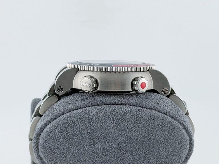 Oris Diver 1000m TT1 Titanium รูปที่ 9