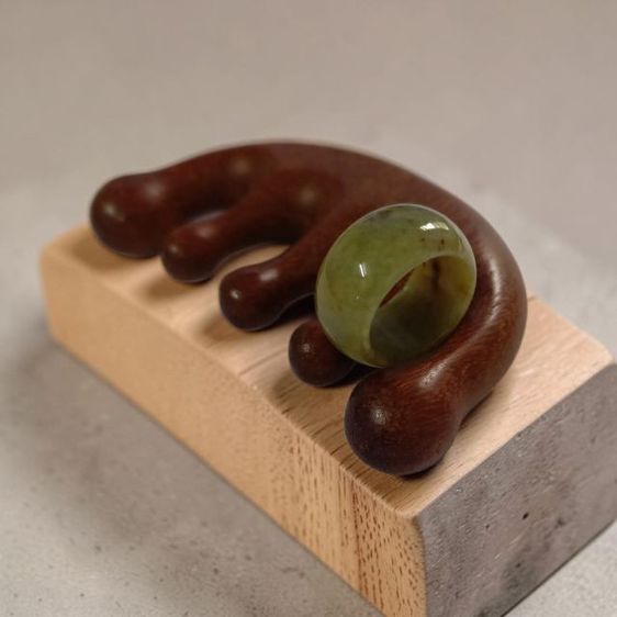 แหวนหยกแท้ ทรงปลอกมีด รูปที่ 11