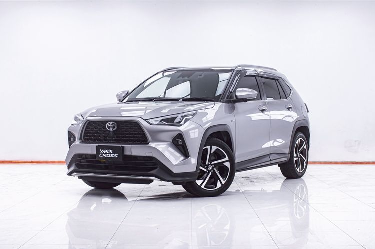 รถ Toyota Yaris Cross 1.5 HEV Premium Luxury สี เทา
