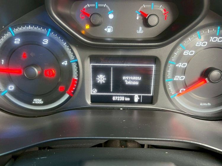Chevrolet Colorado 2018 2.5 LT Pickup ดีเซล ไม่ติดแก๊ส เกียร์ธรรมดา แดง รูปที่ 4