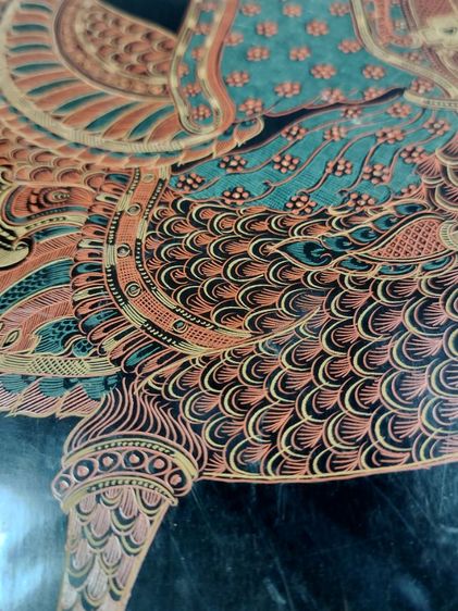 
แผ่นภาพเครื่องเขินพม่าโบราณ ลายเส้น กินรีร่ายรำ รูปที่ 7