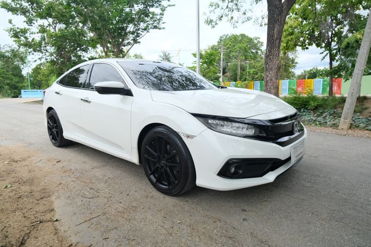 รถ Honda Civic 1.8 EL i-VTEC สี ขาว