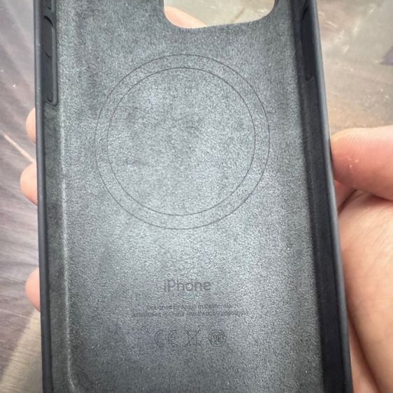 เคสกำมะหยี่ วัสดุดีนุ่มมือ ใส่ ไอโฟน 15 promax รูปที่ 5