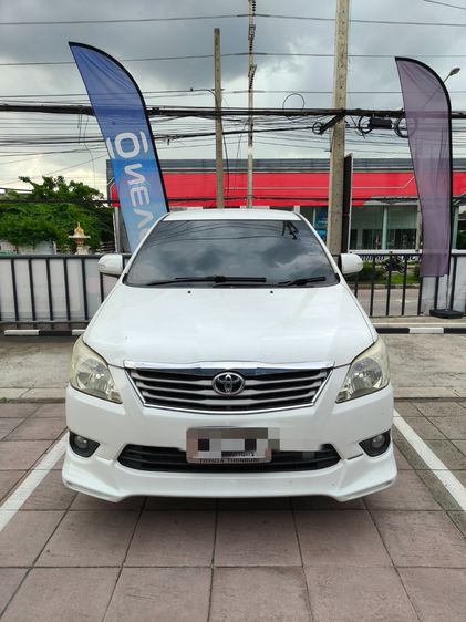 Toyota Innova 2012 2.0 V Utility-car เบนซิน LPG เกียร์อัตโนมัติ ขาว