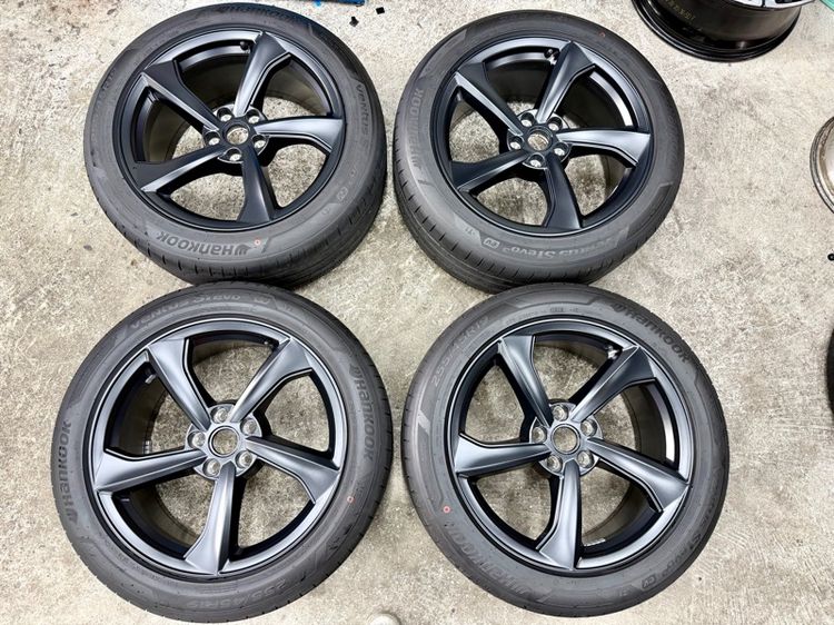 ล้อแม็ก TESLA MODEL Y JIUNIPER ขอบ 19” ถอดป้ายแดง ยาง HANKOOK 255-45R19 ปี 26 สีเส้นตุ่มหน้ายางยังอยู่ครบ รูปที่ 5