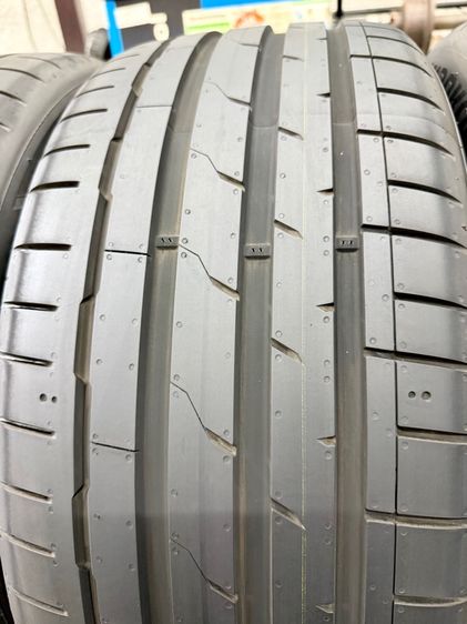 ล้อแม็ก TESLA MODEL Y JIUNIPER ขอบ 19” ถอดป้ายแดง ยาง HANKOOK 255-45R19 ปี 26 สีเส้นตุ่มหน้ายางยังอยู่ครบ รูปที่ 14