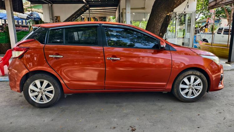 Toyota Yaris 2013 1.2 G Sedan เบนซิน ไม่ติดแก๊ส เกียร์อัตโนมัติ ส้ม รูปที่ 2