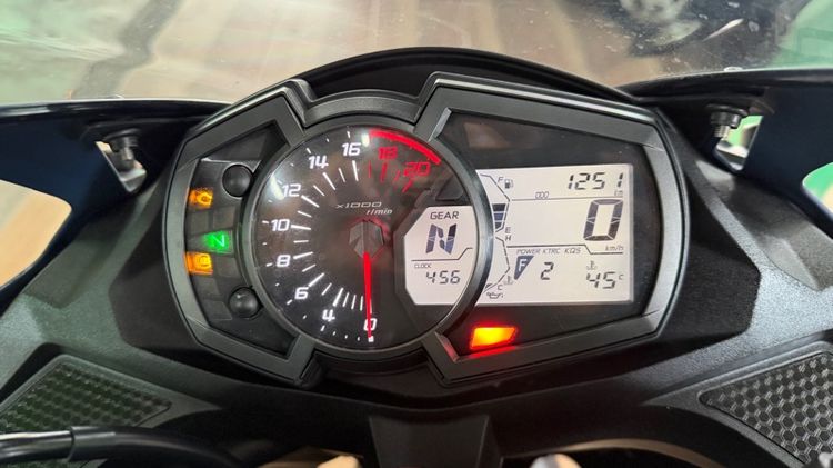Kawasaki Ninja ZX-25R (รถ 3 เดือน) รูปที่ 8