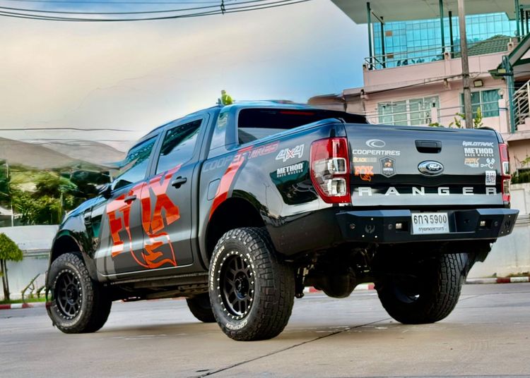 Ford Ranger 2017 3.2 Wildtrak 4WD Pickup ดีเซล เกียร์อัตโนมัติ ดำ รูปที่ 2
