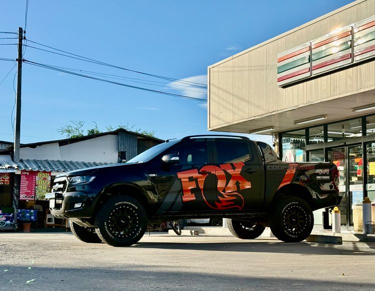 Ford Ranger 2017 3.2 Wildtrak 4WD Pickup ดีเซล เกียร์อัตโนมัติ ดำ รูปที่ 3