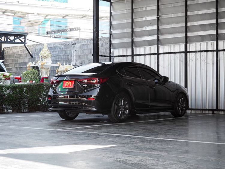 Mazda Mazda3 2014 2.0 C Sedan เบนซิน ไม่ติดแก๊ส เกียร์อัตโนมัติ ดำ รูปที่ 4