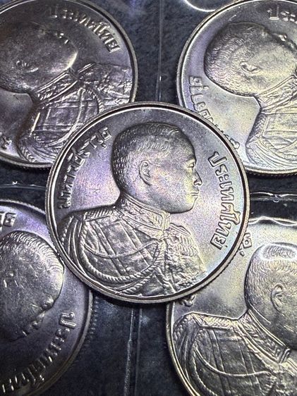 เหรียญ 5 บาท พระราชสมภพ จำนวน 5 เหรียญ