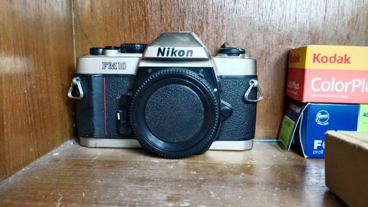 มีปลายทางกล้องฟิล์มnikon fm10 สภาพสวย