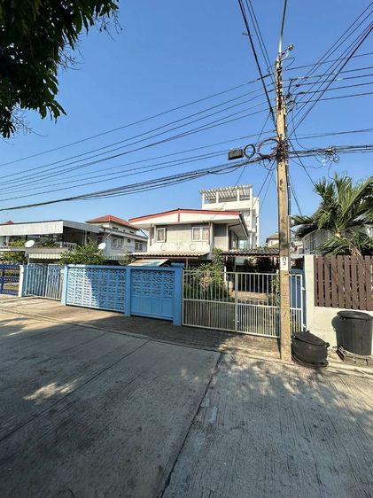 ขายบ้านเดี่ยว หมู่บ้านเสรี พระราม 9 ที่ดิน 74 ตร.ว 5 ห้องนอน ใกล้ เดอะไนน์ ใกล้ ม.รามคำแหง ถนนกว้างน่าอยู่ ใกล้ The nine rama9 มอเตอร์เวย์ ส รูปที่ 2