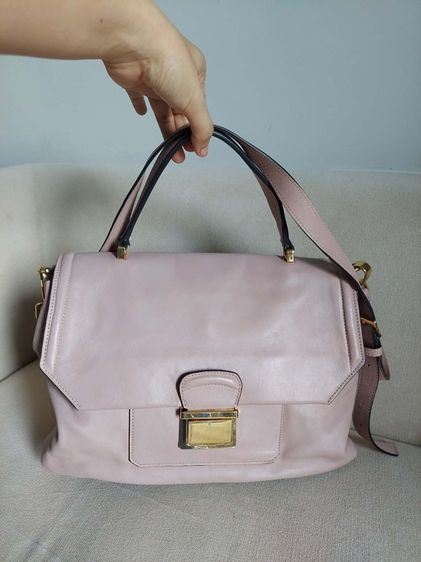 กระเป๋าถือ Miu Miu สีชมพูอ่อน