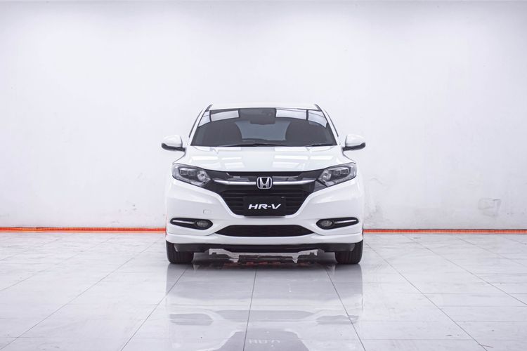 Honda HR-V 2015 1.8 E Limited Utility-car เบนซิน ไม่ติดแก๊ส เกียร์อัตโนมัติ ขาว รูปที่ 4