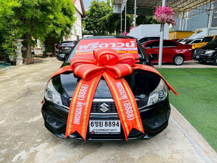 รถ Suzuki Ciaz 1.2 GL สี ดำ