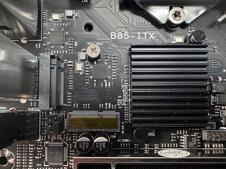 itx เมนบอร์ดเล็ก 17x17cm intelGen4 ที่ใส่ M.2 Nvme และ wifi NGFF ได้ Chip B85 LGA1150 DDR3 ของใหม่ รูปที่ 3