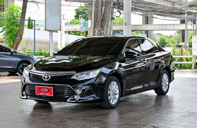 รถ Toyota Camry 2.0 G สี ดำ