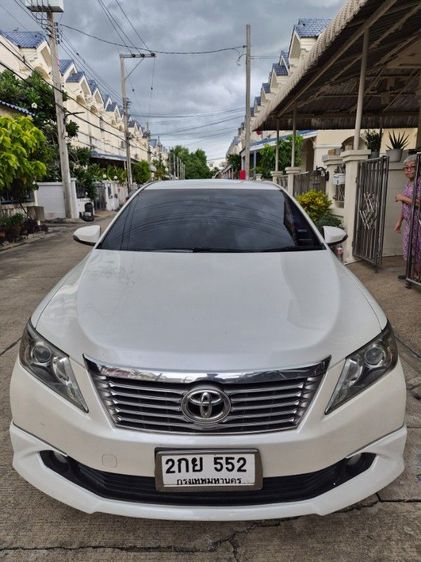 รถ Toyota Camry 2.0 G Extremo สี ขาว