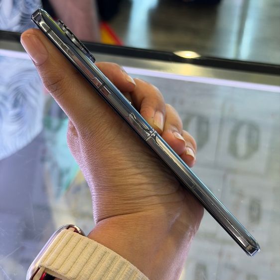 Oppo Find N3 Flip สีดำ เครื่องศูนย์ สภาพสวย จอ6.8นิ้ว แรม12รอม256 Dimensity9200 กล้อง50ล้าน(3ตัว)🔥🔥 รูปที่ 4