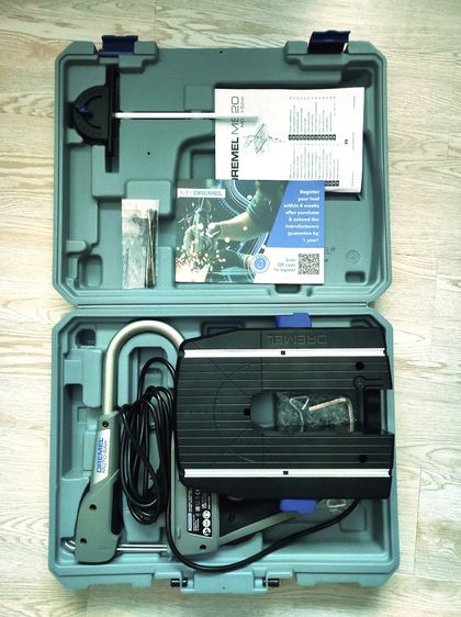 เลื่อยฉลุไฟฟ้าDREMEL MOTO SAW รุ่น MS20 1 5 F013MS20JA สามารถถอดตัวเครื่องออกจากแท่น ใช้เป็นเลื่อยฉลุไฟฟ้ามือถือได้เลย ของใหม่แกะกล่อง