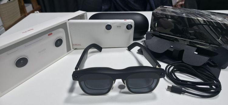 ขาย XREAL Air 2 Ultra แว่น AR อัจฉริยะสมจริง พร้อม XREAL Beam PRO 256GB WiFi ยกชุด รูปที่ 2
