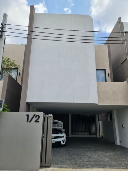 ขายบ้านเดี่ยว 3 ชั้น โครงการ Windyard Bangna ทำเลดี เดินทางสะดวก ใกล้เมกาบางนา 