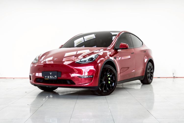 รถ Tesla Model Y Long Range AWD สี แดง