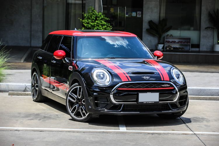 รถ Mini CLUBMAN 2.0S สี ดำ