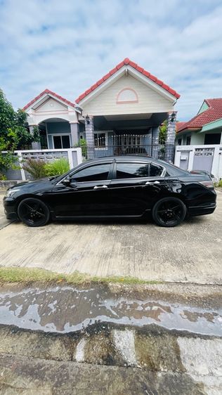 รถ Honda Accord 2.0 E สี ดำ
